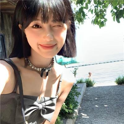 彩鸾春色